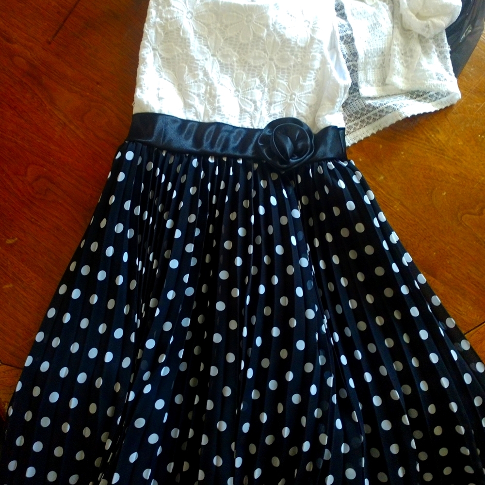 Girls dress